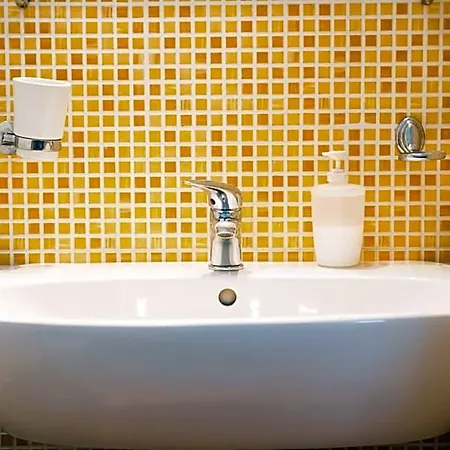 Oda ve Kahvaltı I Licutiani