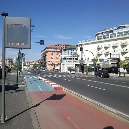 I Licutiani فندق مبيت وإفطار كاتانيا